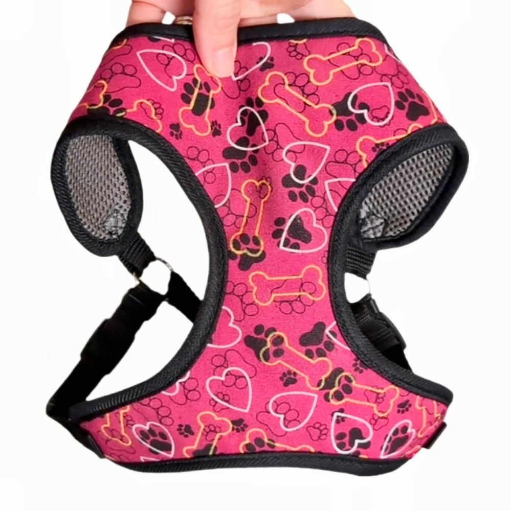 Dukes Dog Harness Adjustable Straps Pink Heart Pet Print 18-21" Chest
